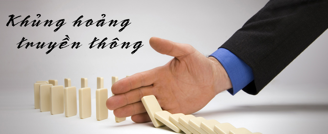 vu viec voi tien cua nhan vien san bay noi bai